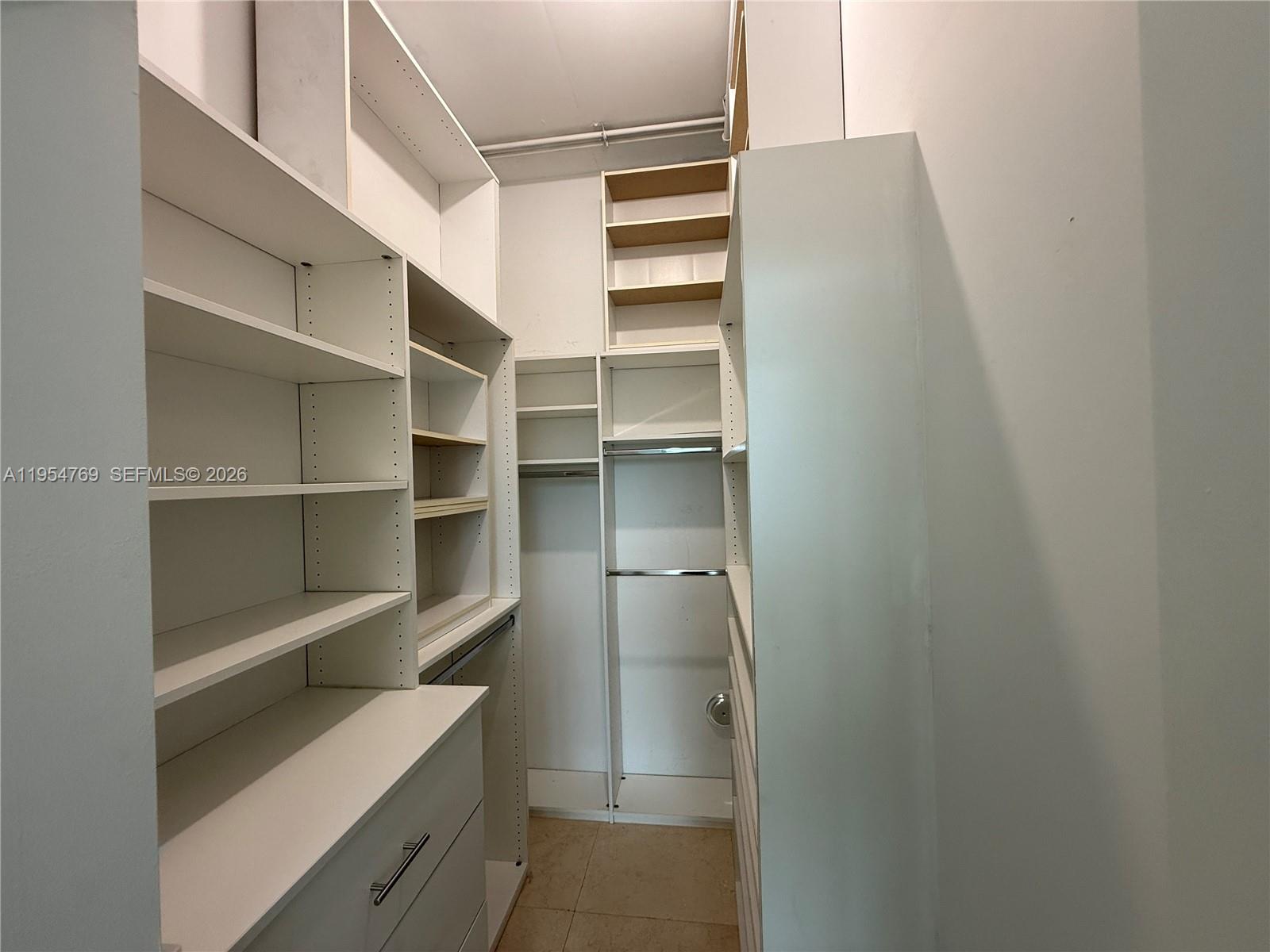 UPTOWN MARINA LOFTS CONDO - Residential