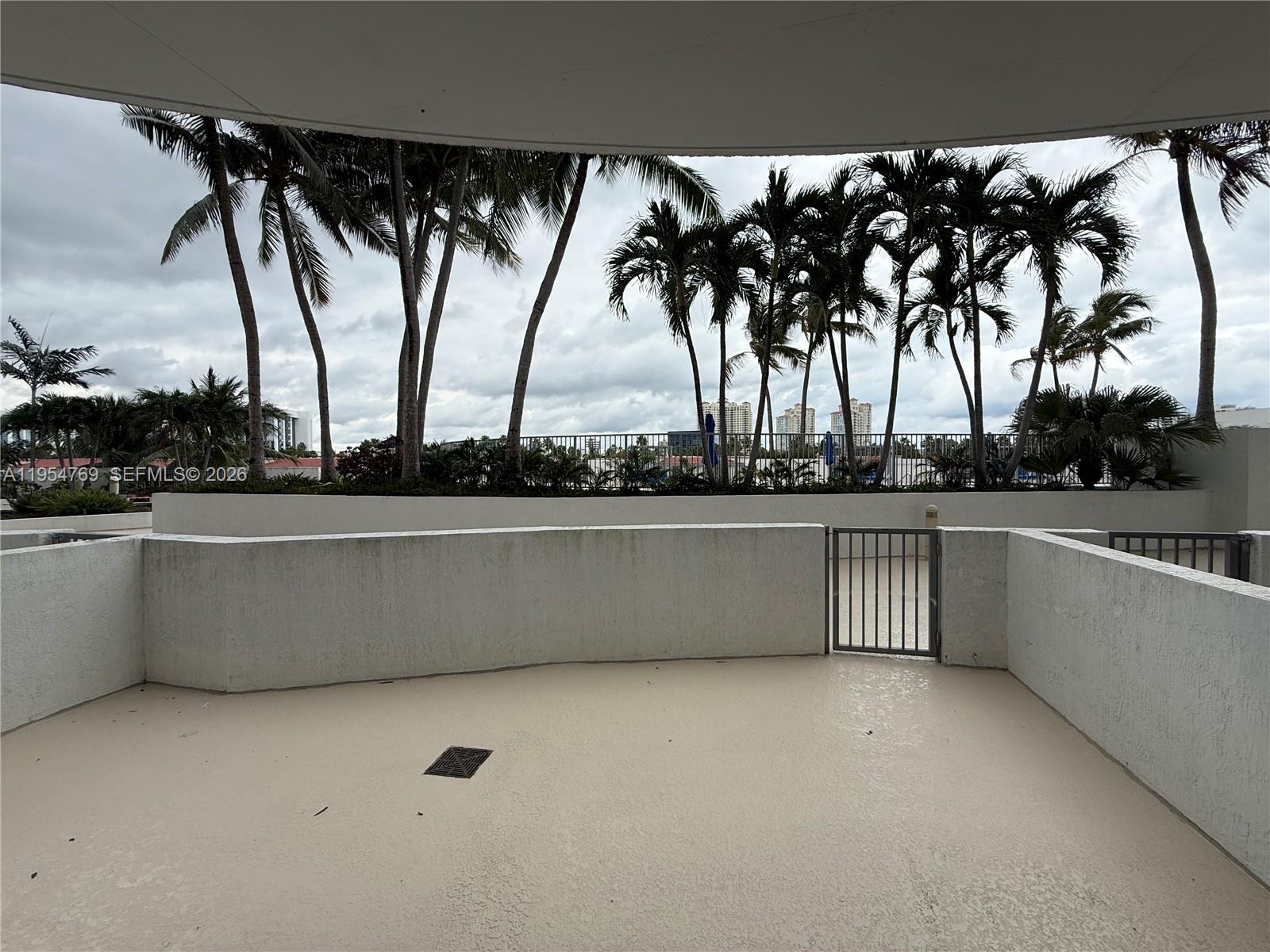 UPTOWN MARINA LOFTS CONDO - Residential