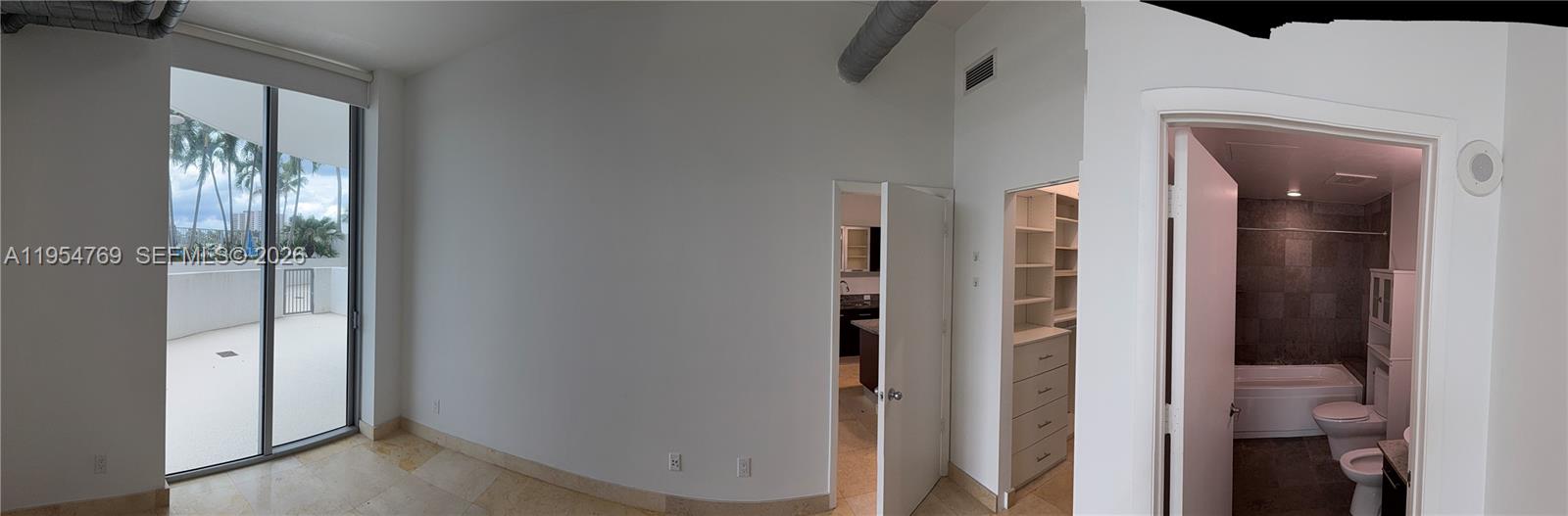 3029 NE 188th St 319