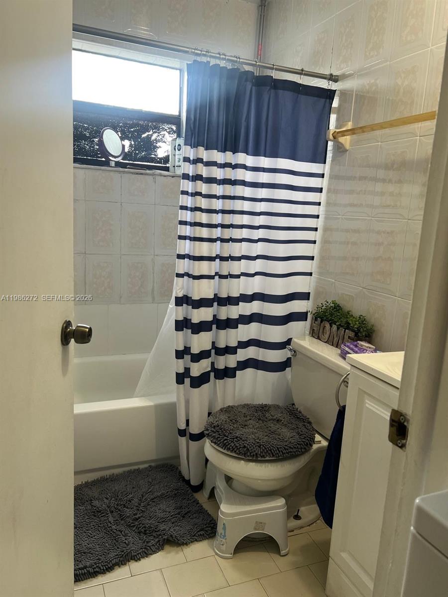 EXPO TOWERS CONDO - Residential