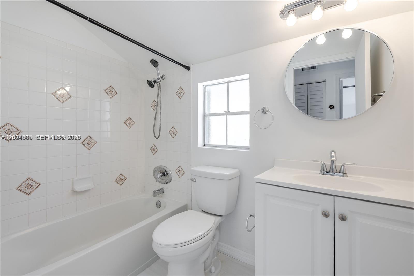 VICTORIA WOODS PL 1 - Residential Lease