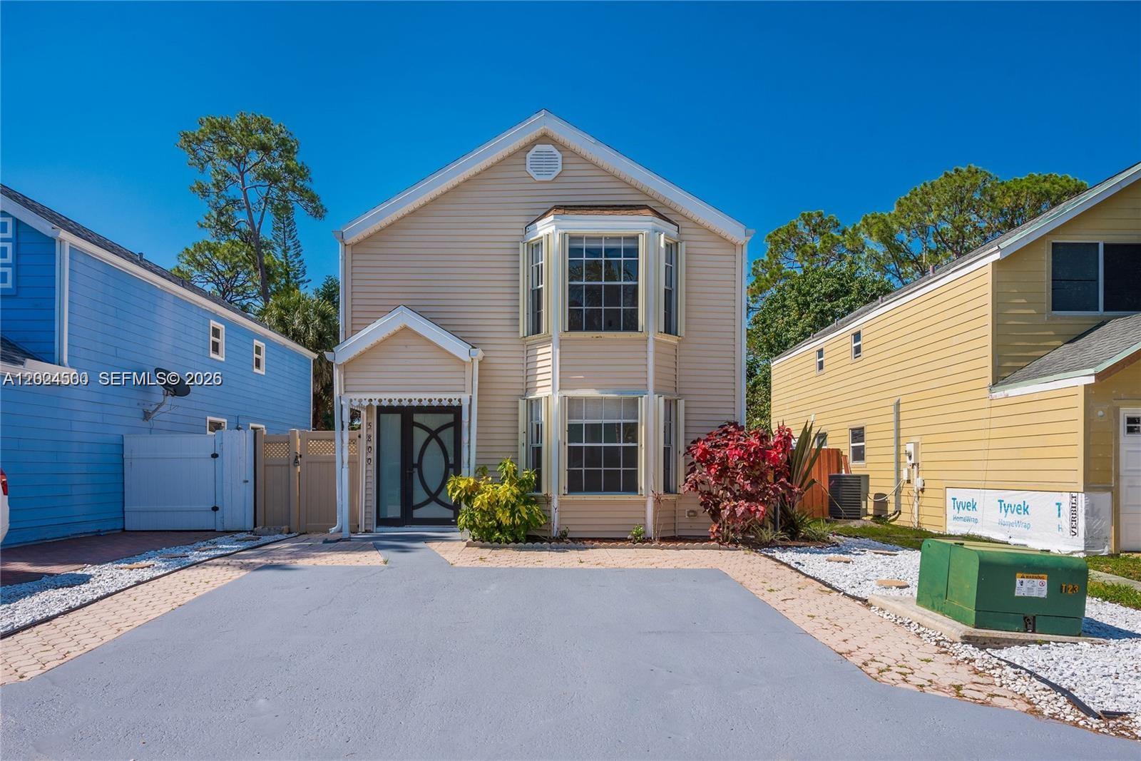 VICTORIA WOODS PL 1 - Residential Lease