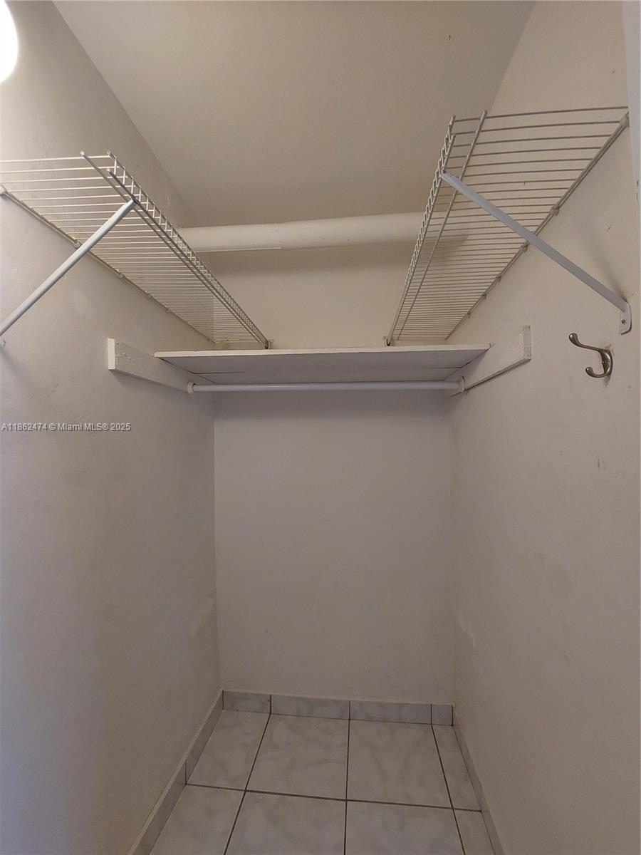 CORAL RIDGE ISLES - Residential Lease