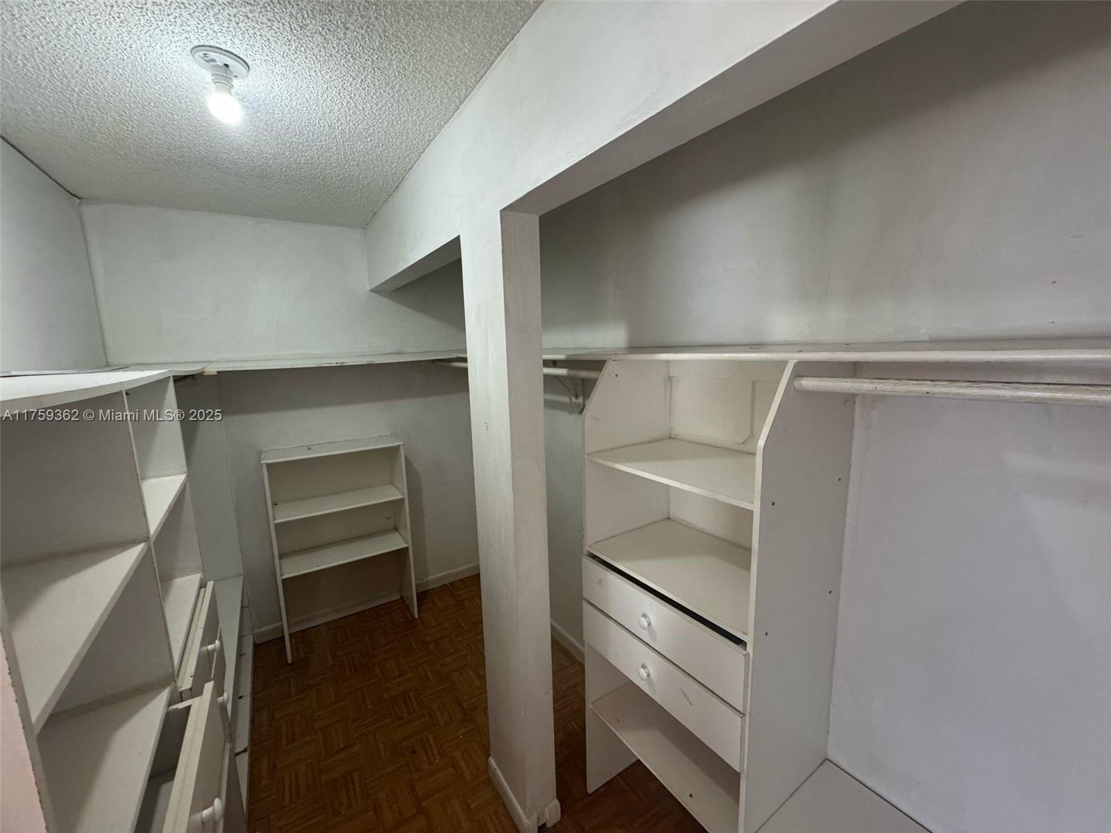 FOREST CONDO - Residential Lease