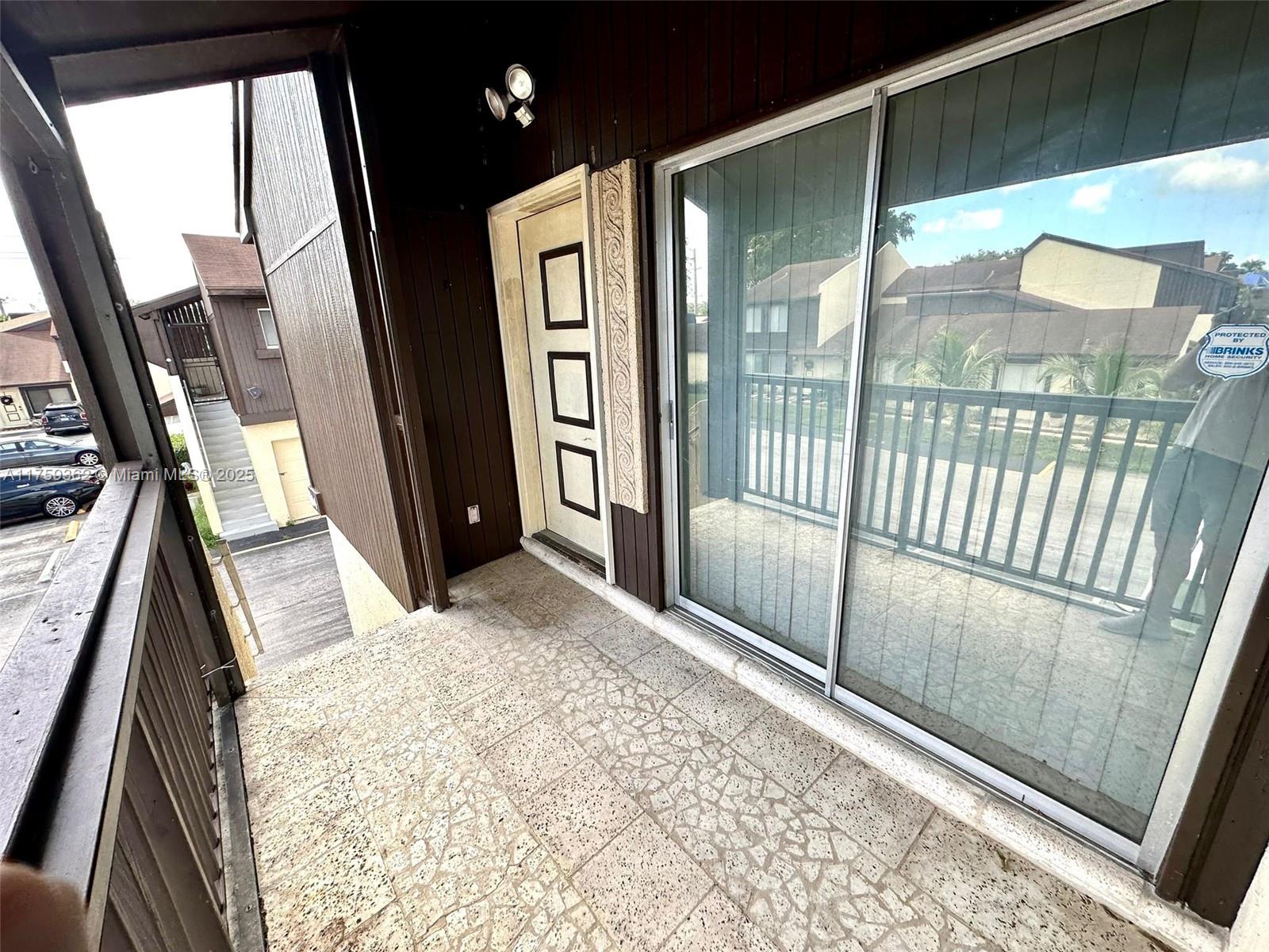 FOREST CONDO - Residential Lease