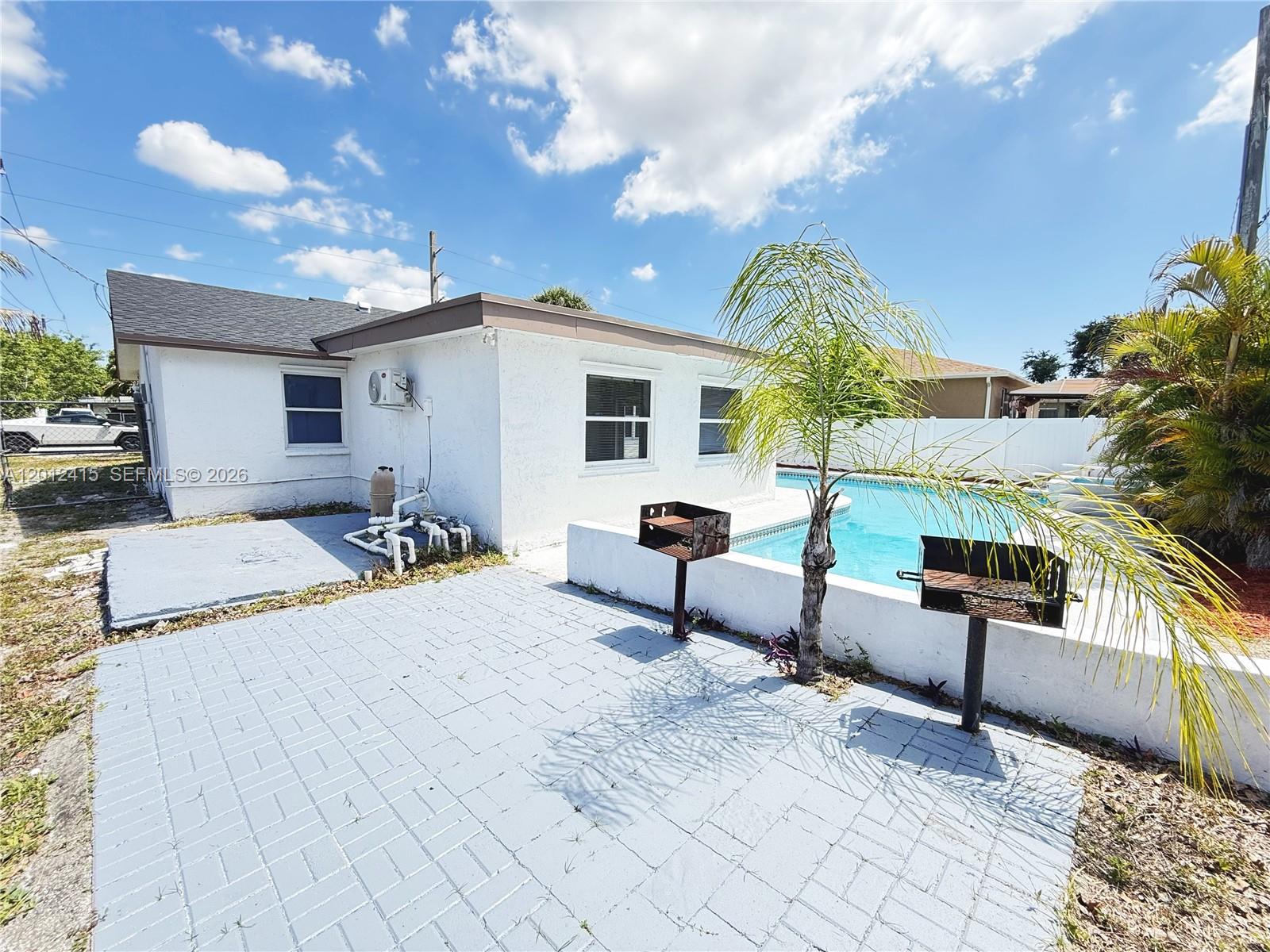 COMMONWEALTH MANOR SEC TW - Residential
