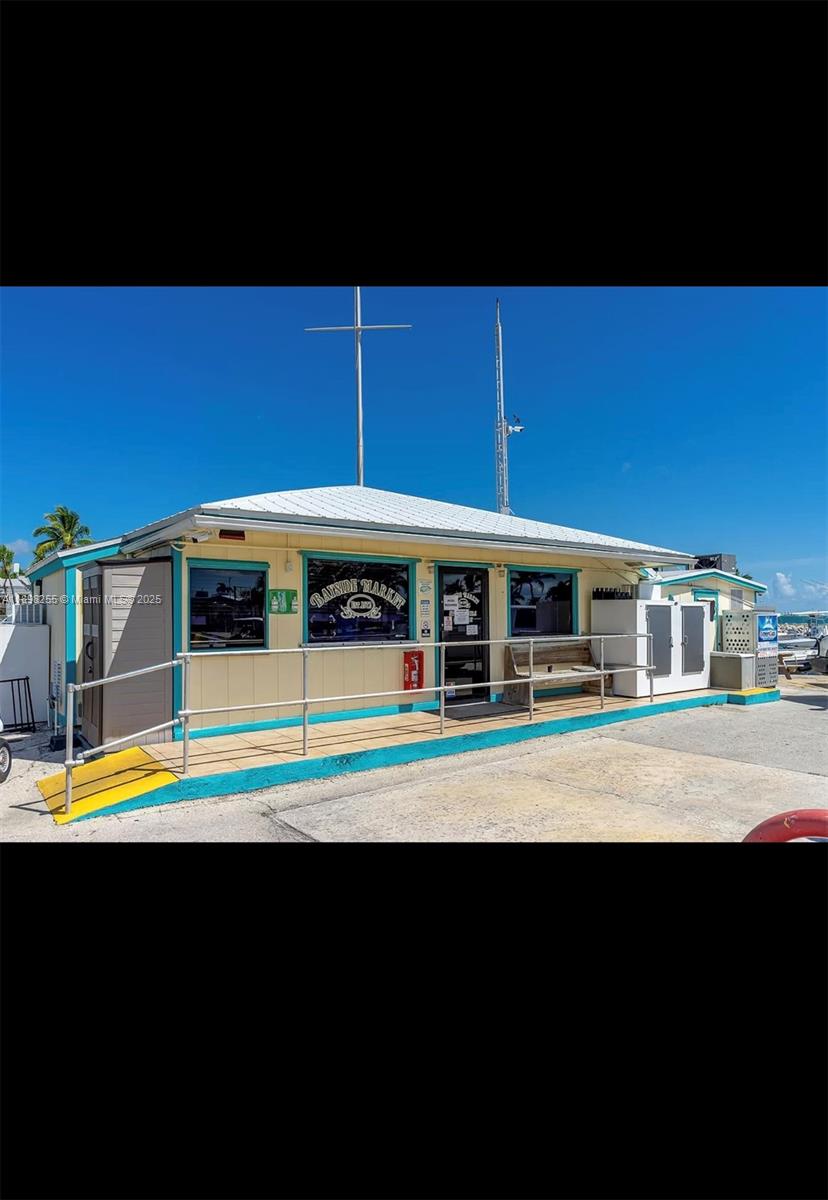 LONG KEY PROJ PROP LINE S - Residential Lease