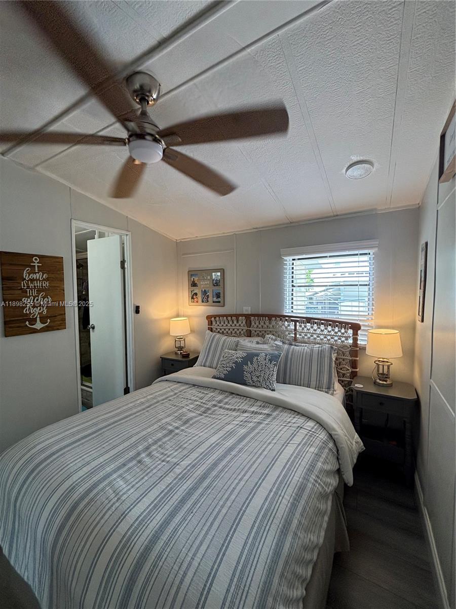 LONG KEY PROJ PROP LINE S - Residential Lease