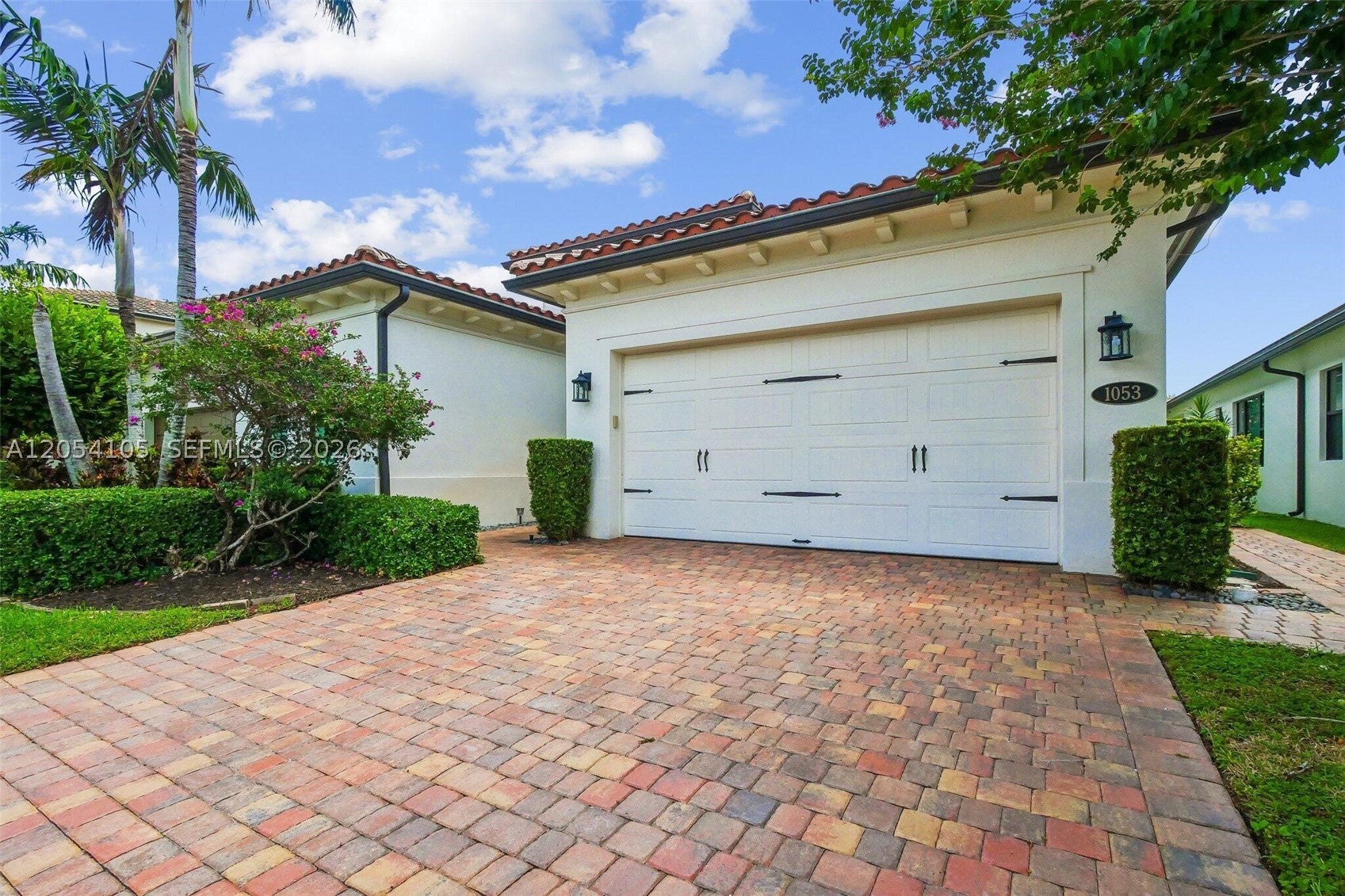 1053 SW 113th Way
