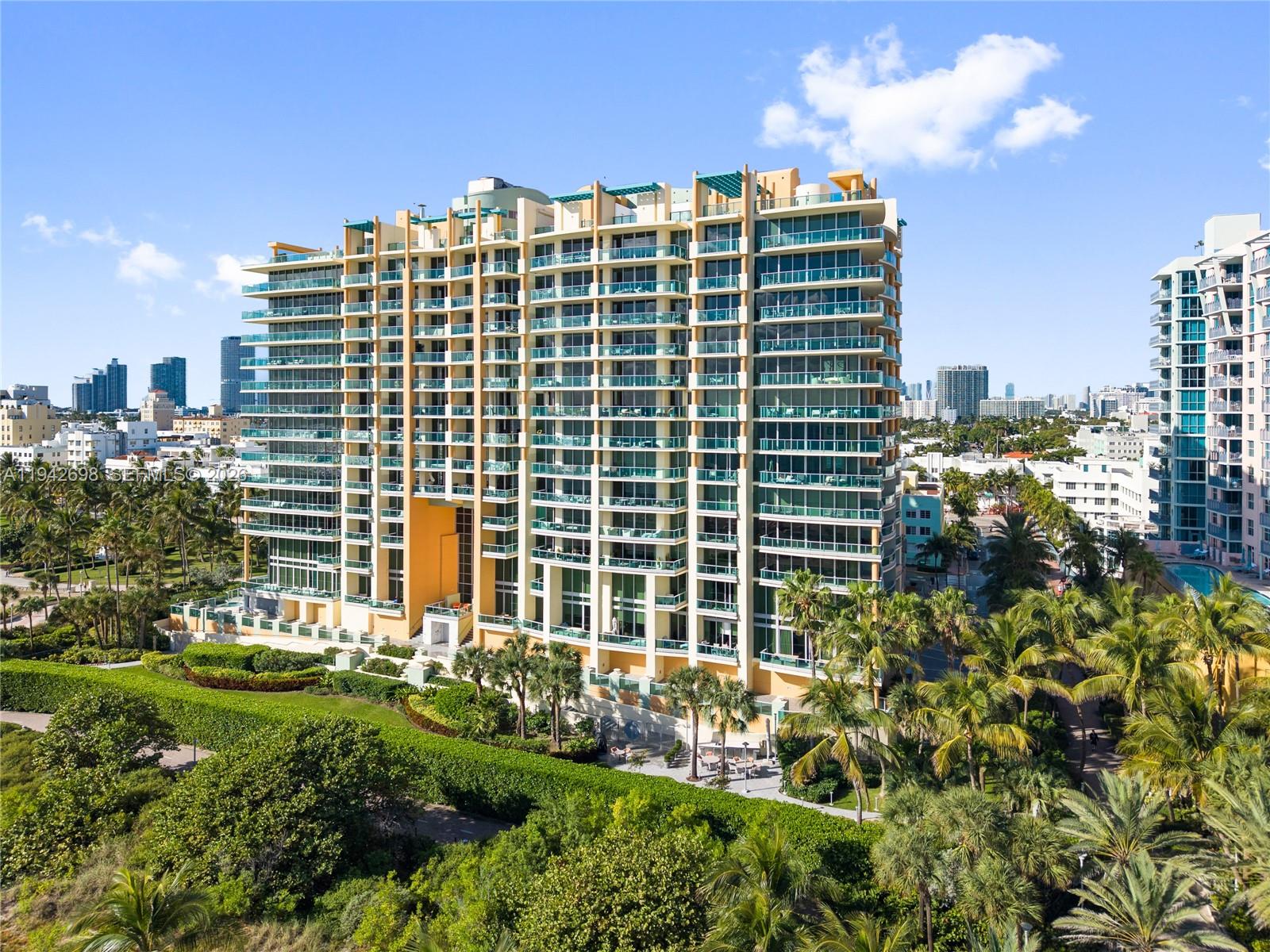 IL VILLAGGIO ON SOUTH BEA - Residential