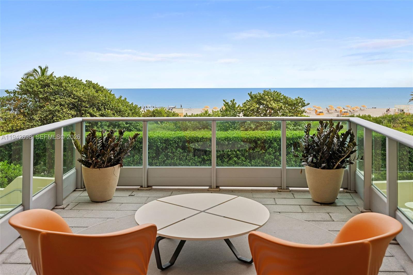 IL VILLAGGIO ON SOUTH BEA - Residential