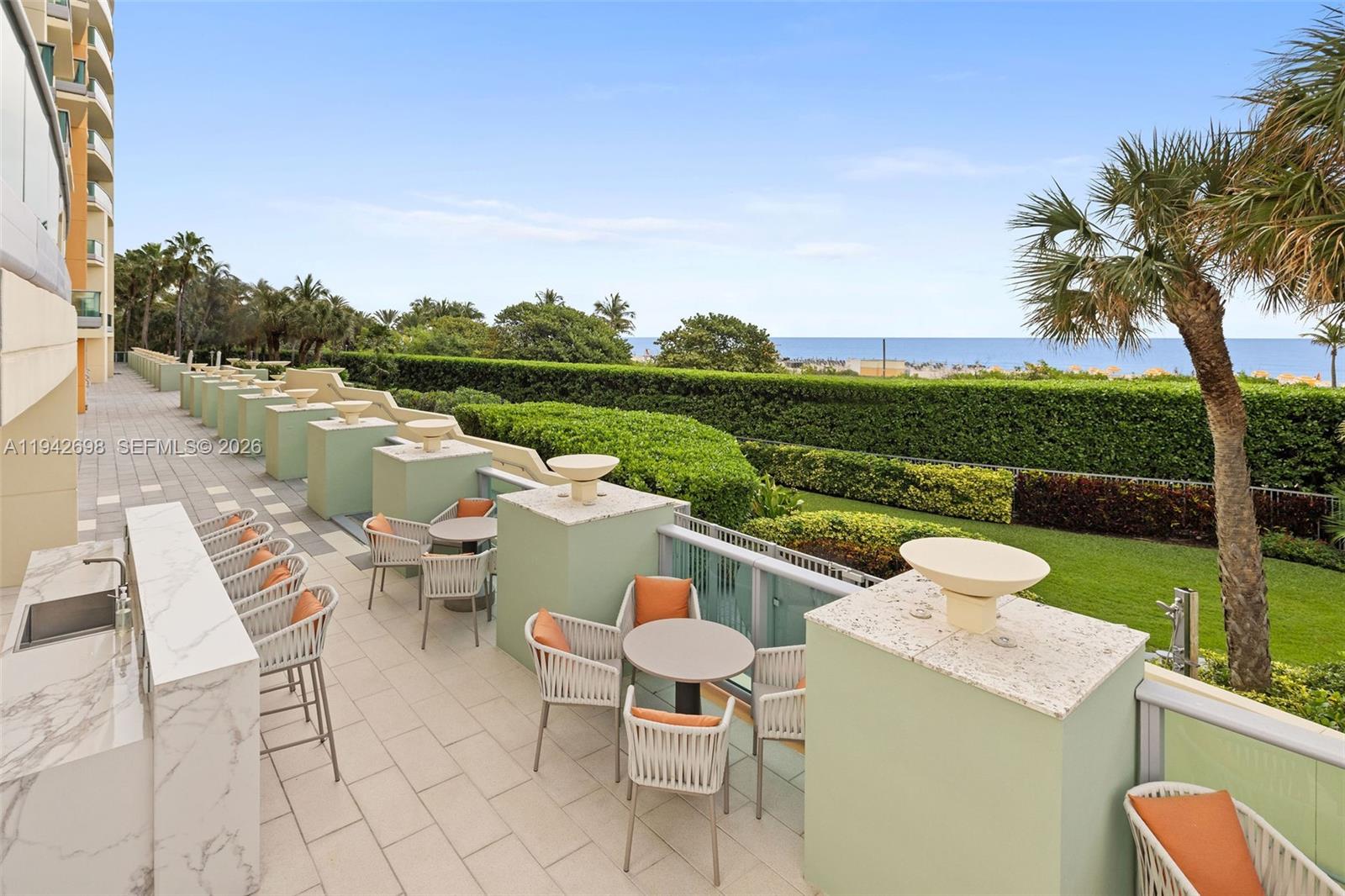 IL VILLAGGIO ON SOUTH BEA - Residential