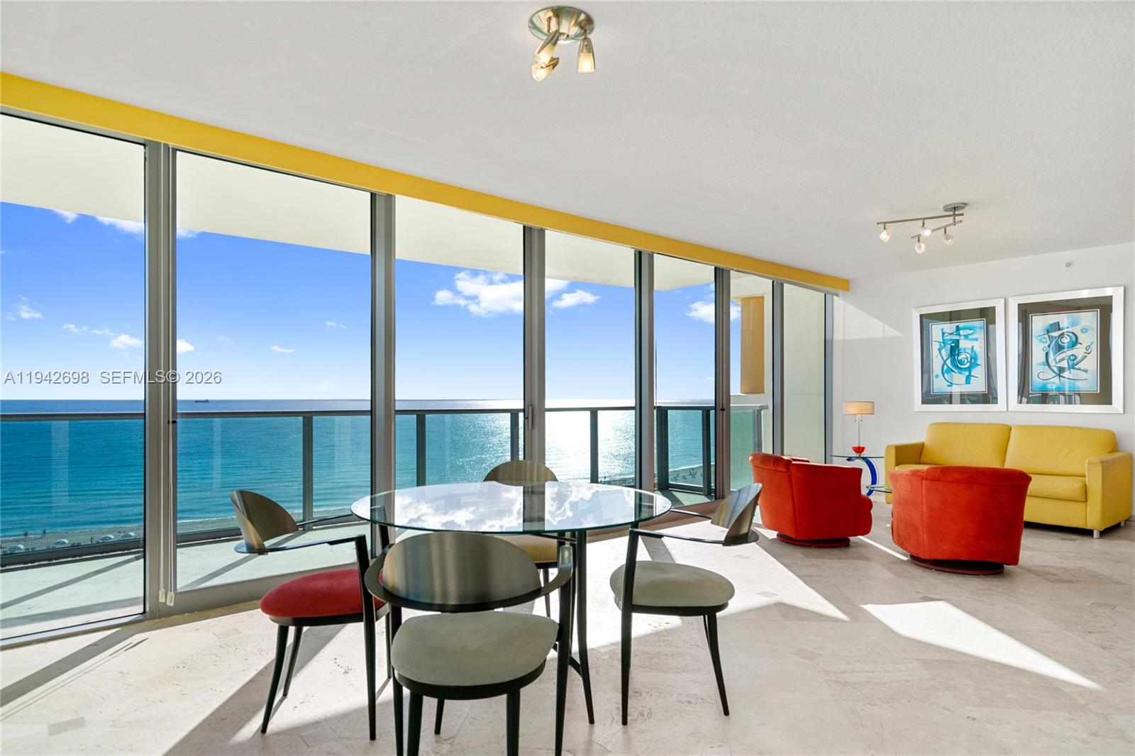 IL VILLAGGIO ON SOUTH BEA - Residential