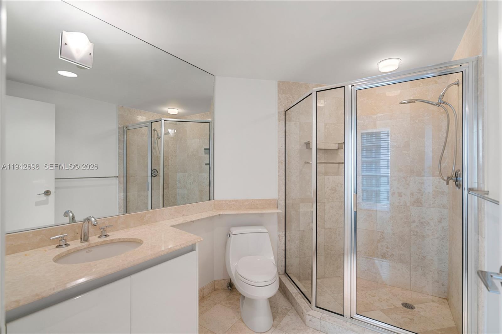 IL VILLAGGIO ON SOUTH BEA - Residential