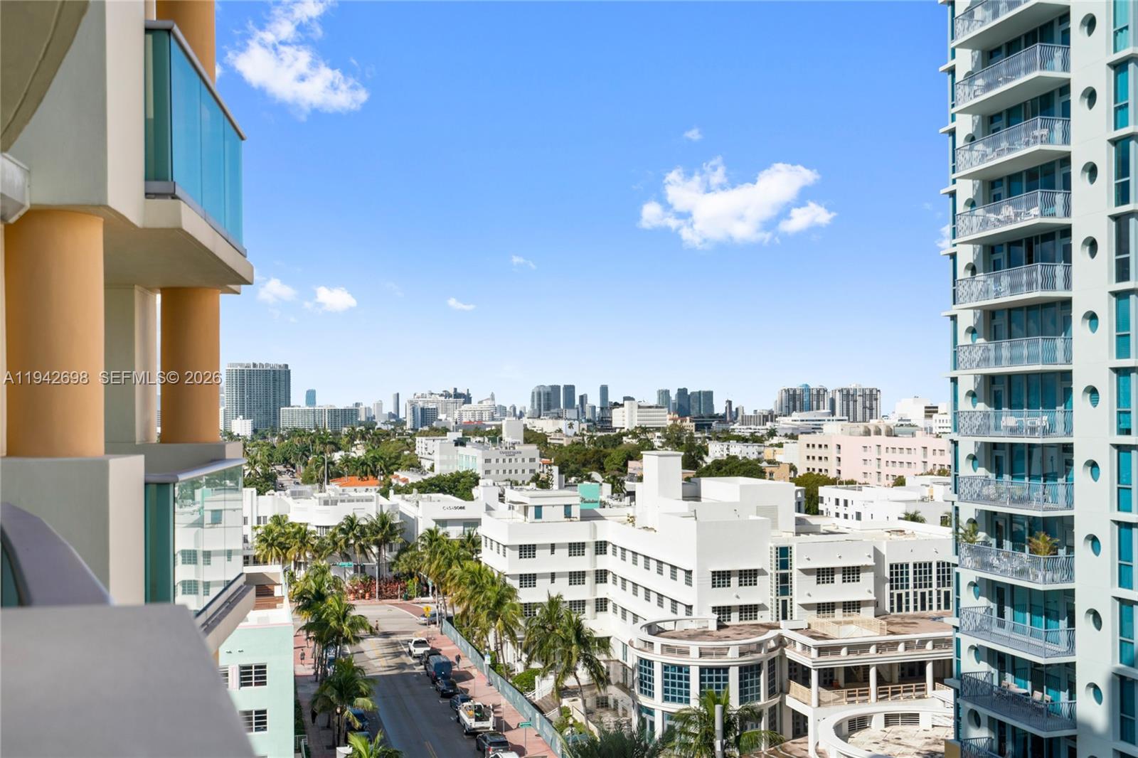 IL VILLAGGIO ON SOUTH BEA - Residential