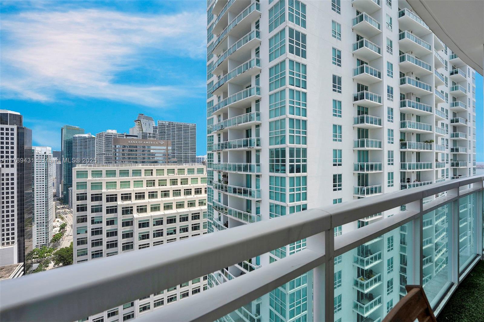 THE PLAZA 901 BRICKELL CO - Residential