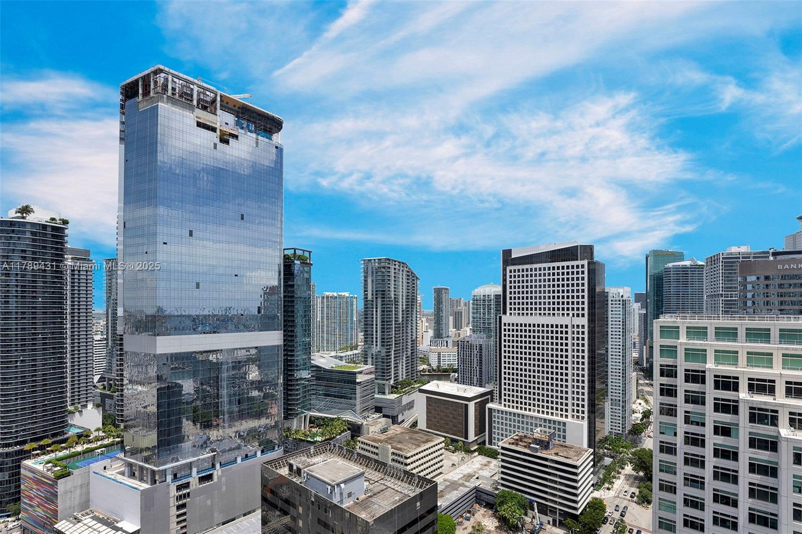 THE PLAZA 901 BRICKELL CO - Residential