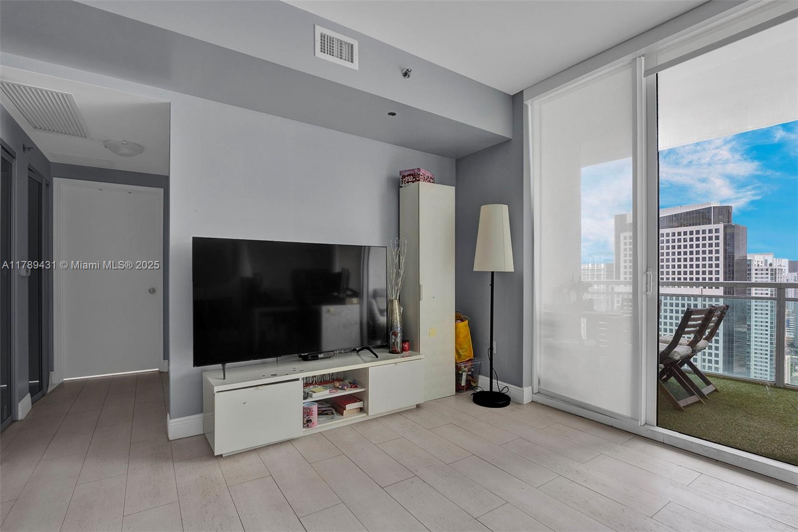 951 Brickell Ave 3801