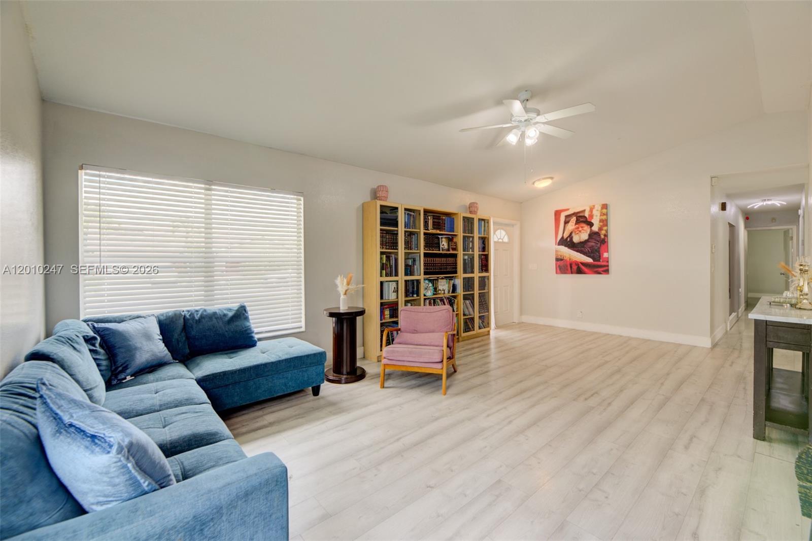 BOULEVARD WOODS NORTH - Residential