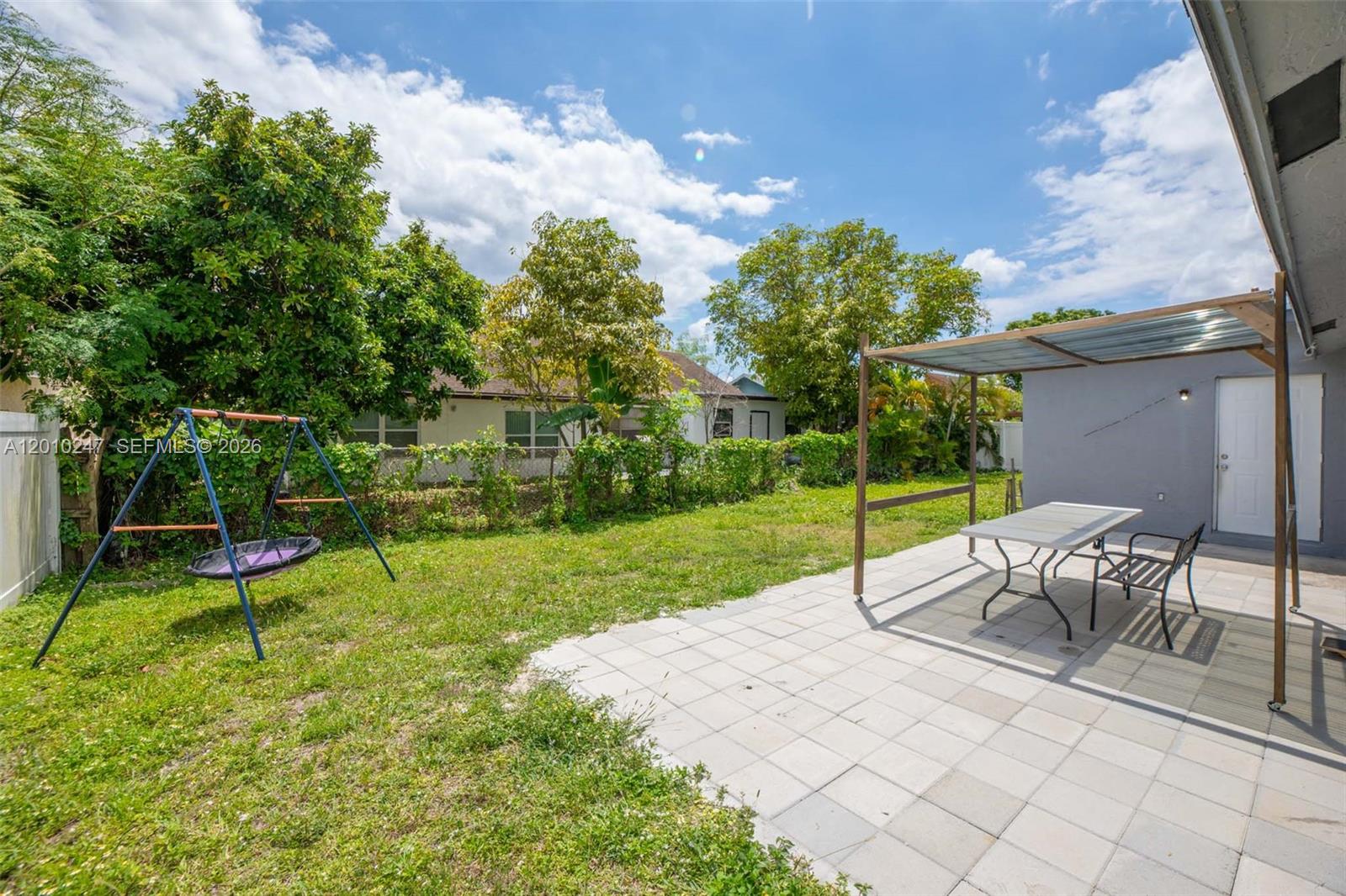 BOULEVARD WOODS NORTH - Residential