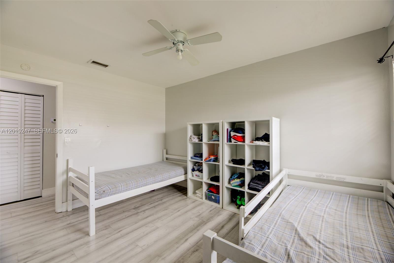 BOULEVARD WOODS NORTH - Residential