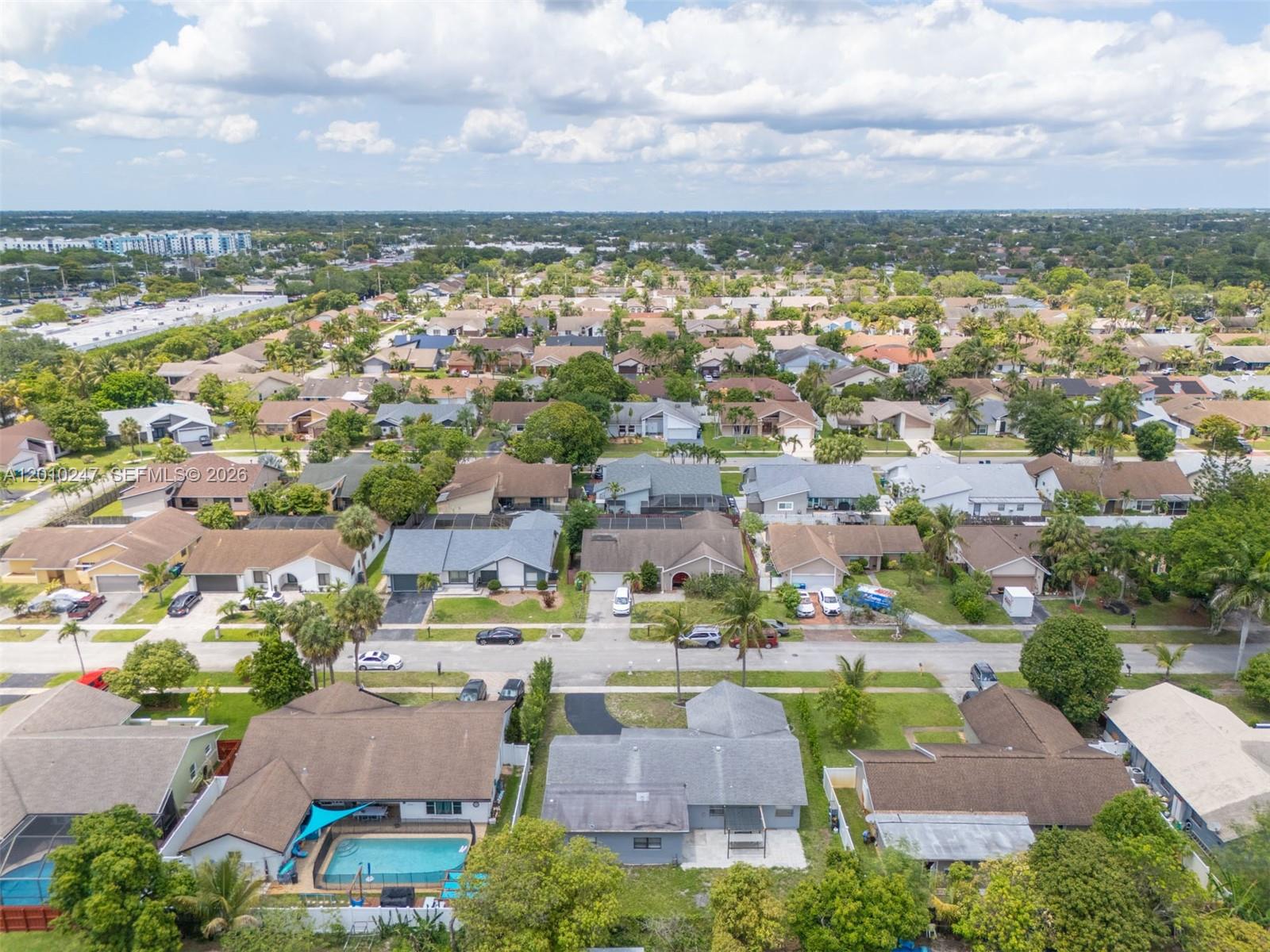 BOULEVARD WOODS NORTH - Residential