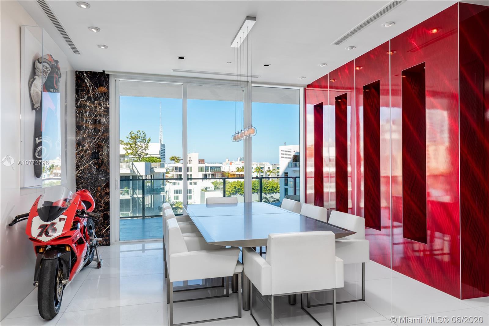 APOGEE CONDO - Residential