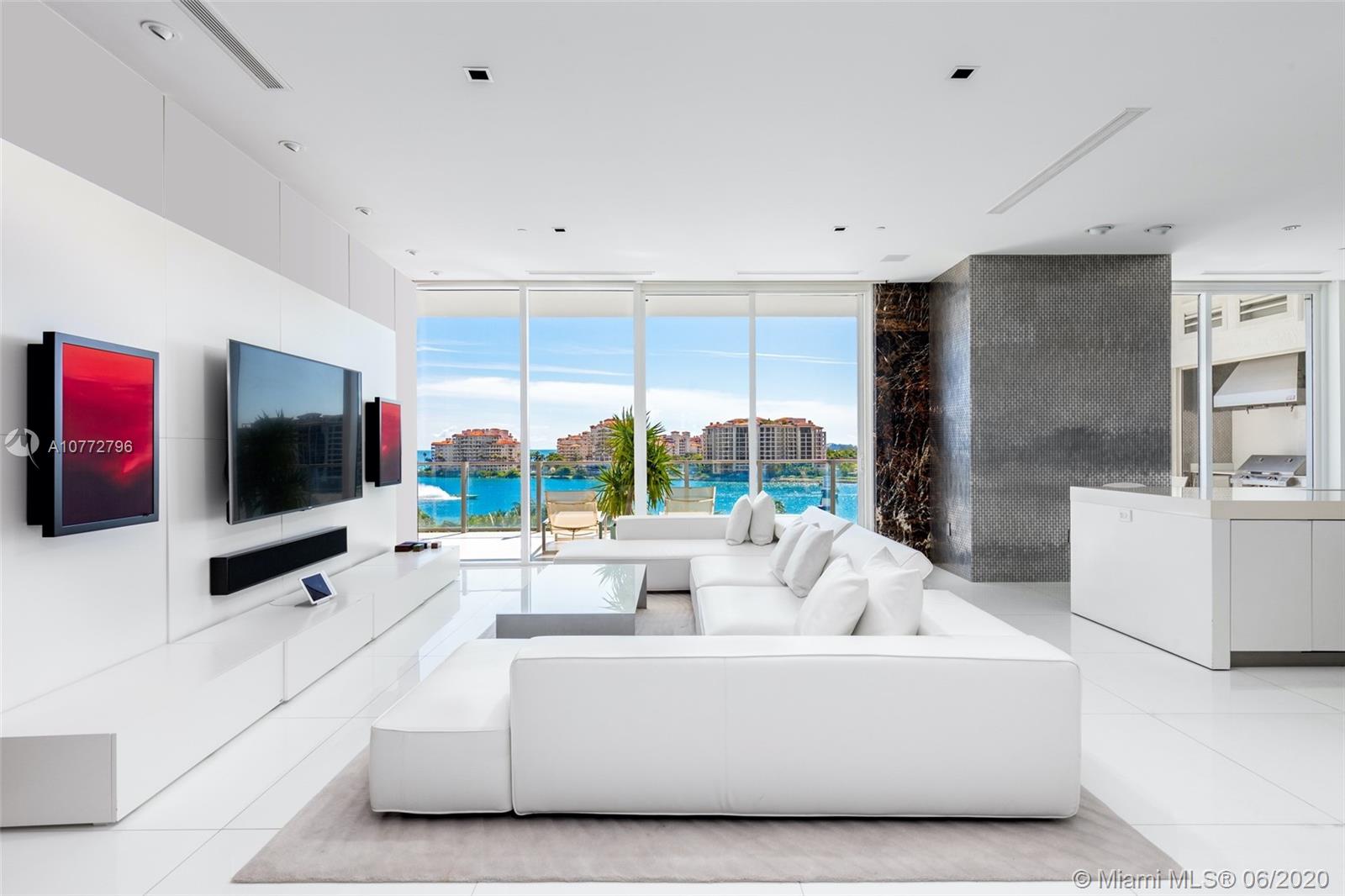 APOGEE CONDO - Residential