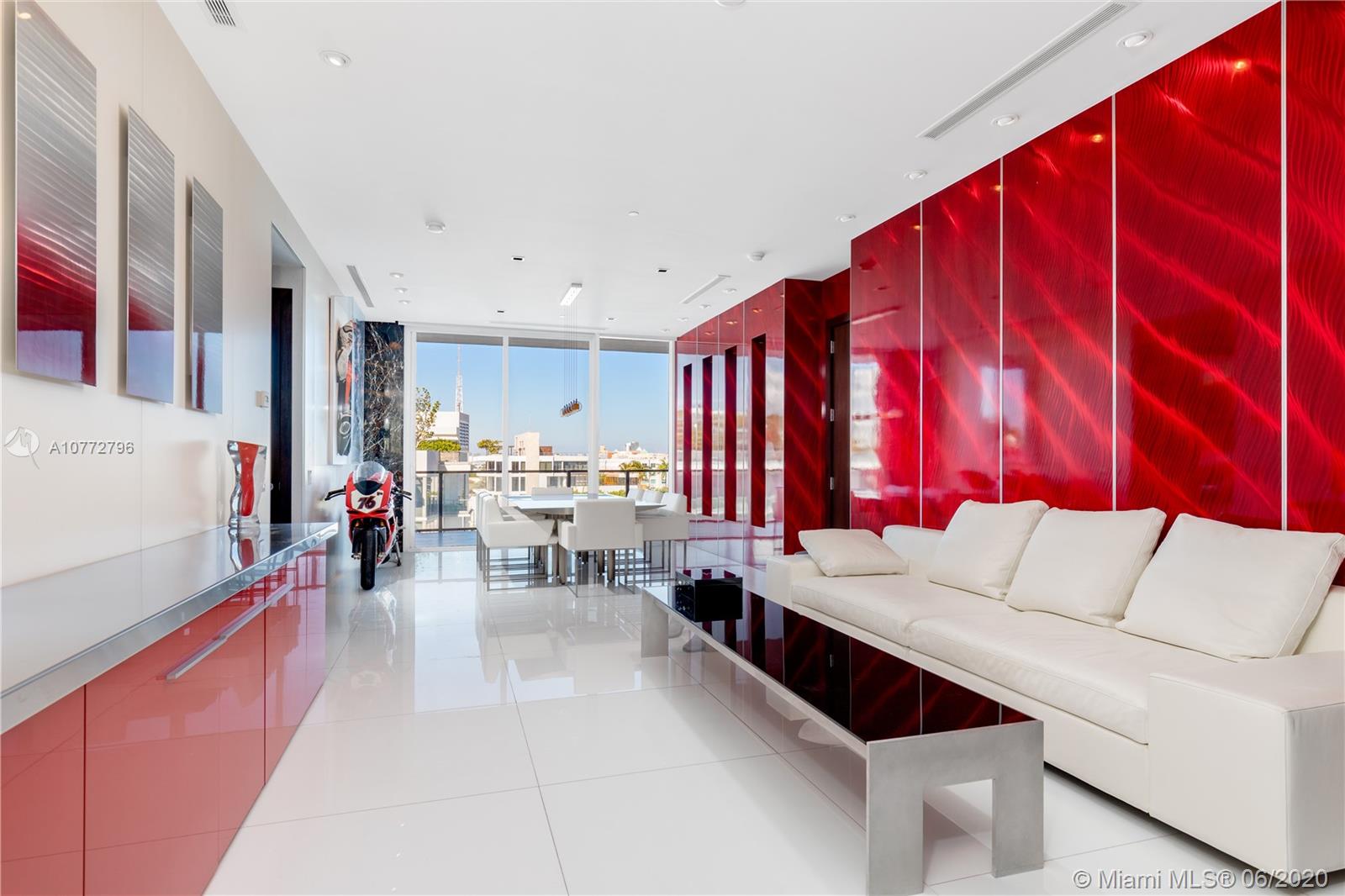 APOGEE CONDO - Residential