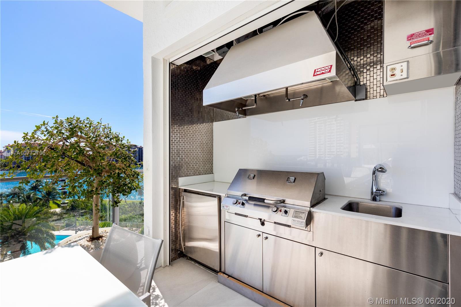 APOGEE CONDO - Residential