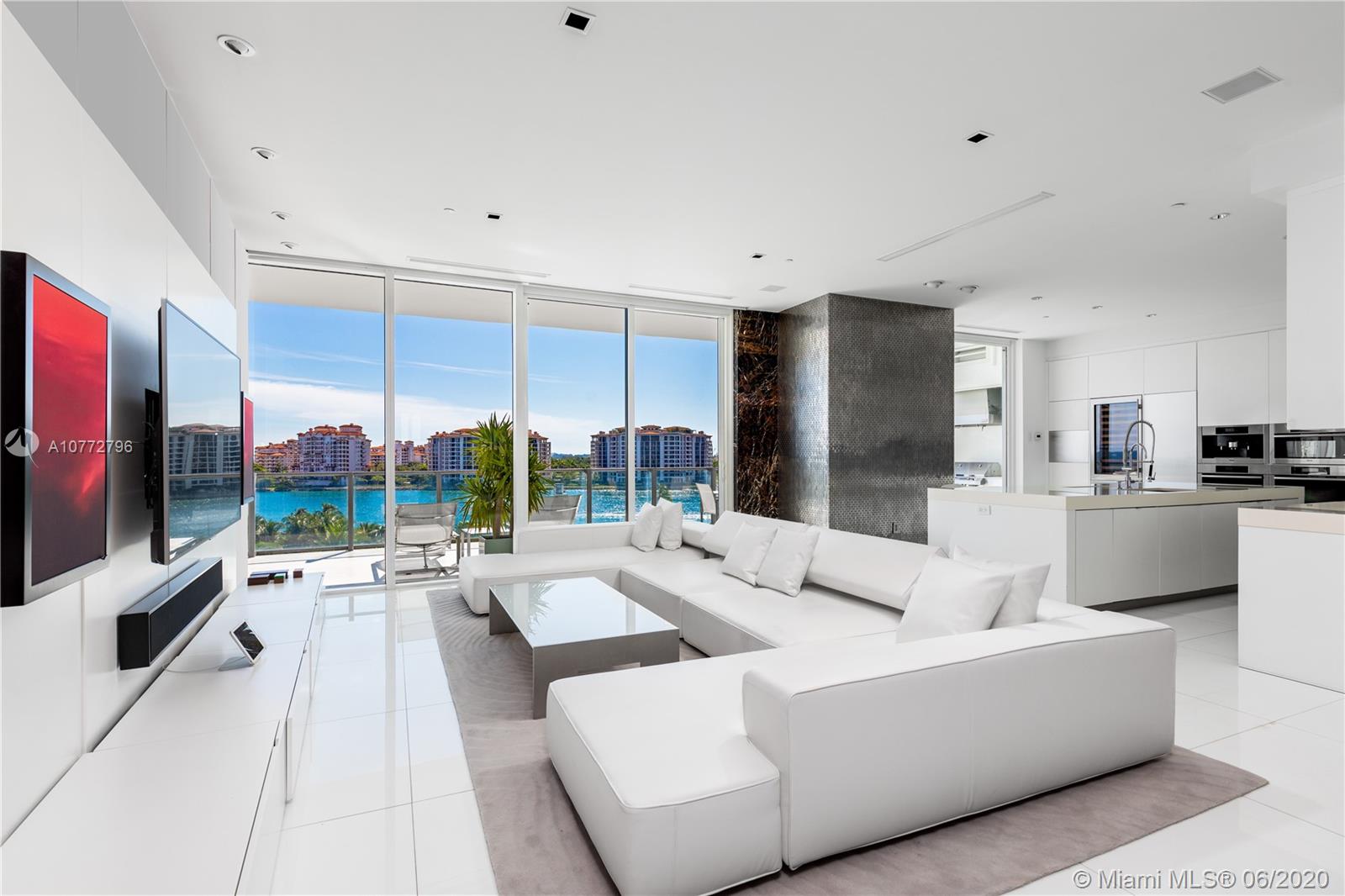 APOGEE CONDO - Residential