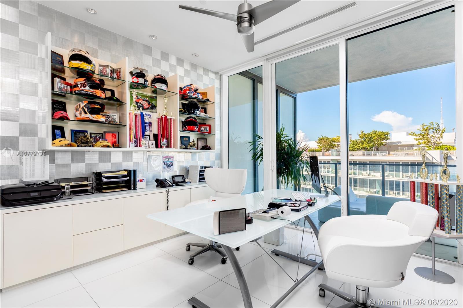 APOGEE CONDO - Residential