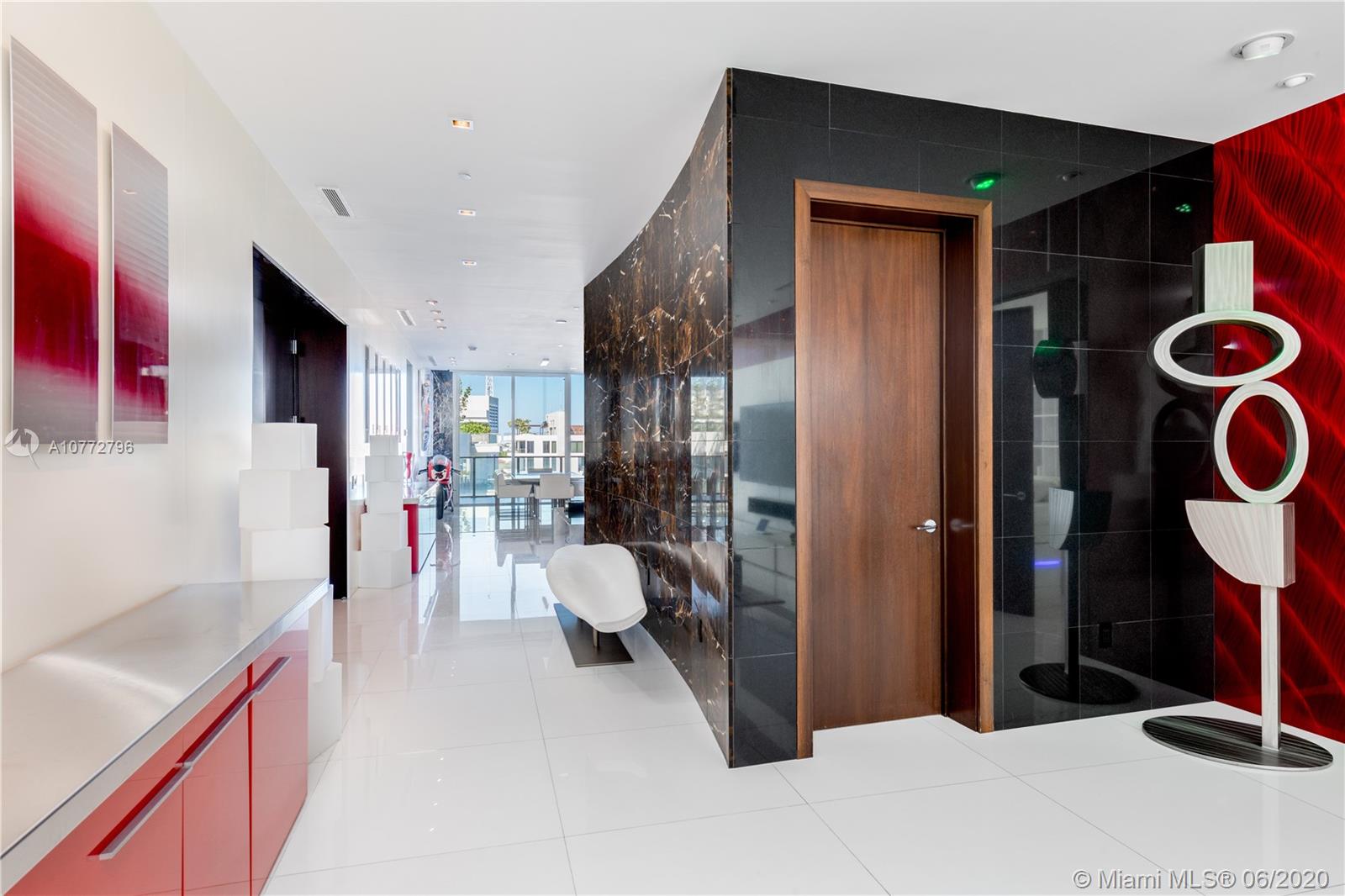 APOGEE CONDO - Residential