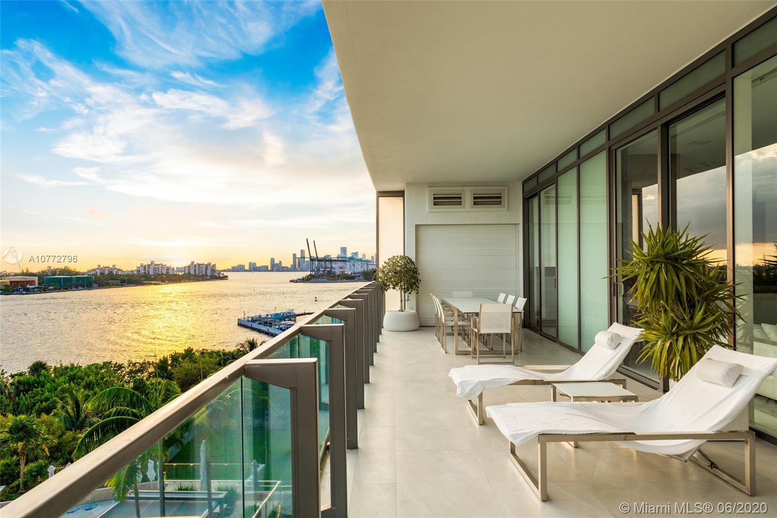 APOGEE CONDO - Residential