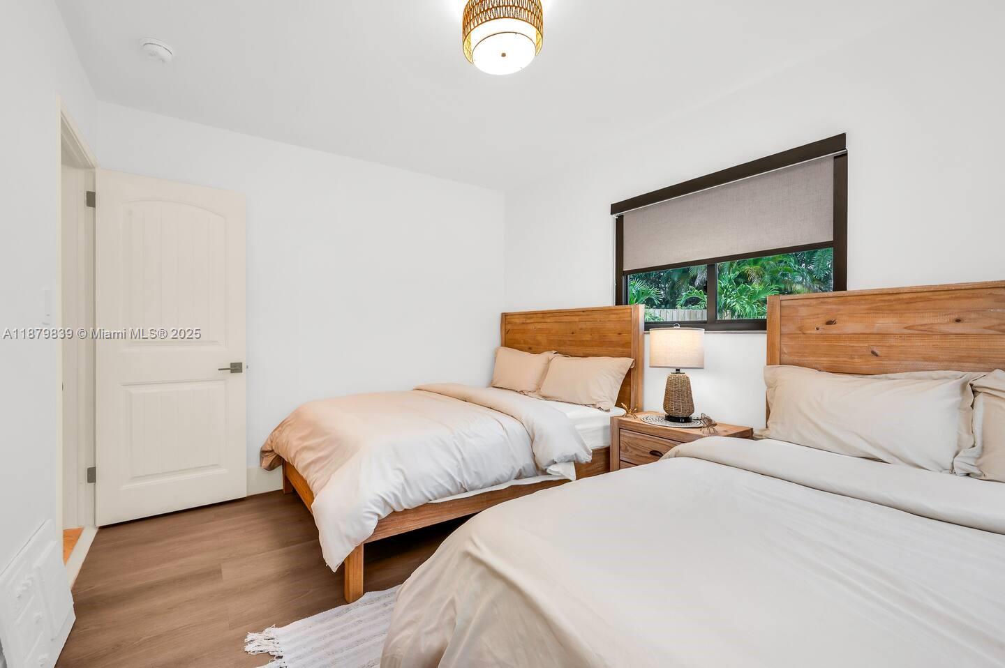 CORAL RIDGE ISLES - Residential Lease