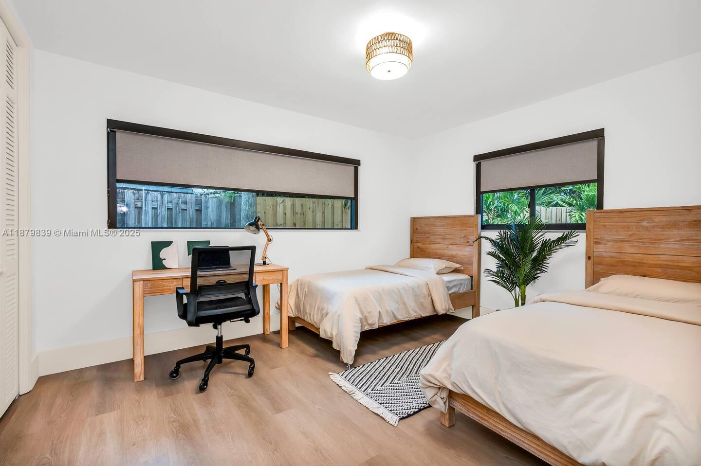 CORAL RIDGE ISLES - Residential Lease