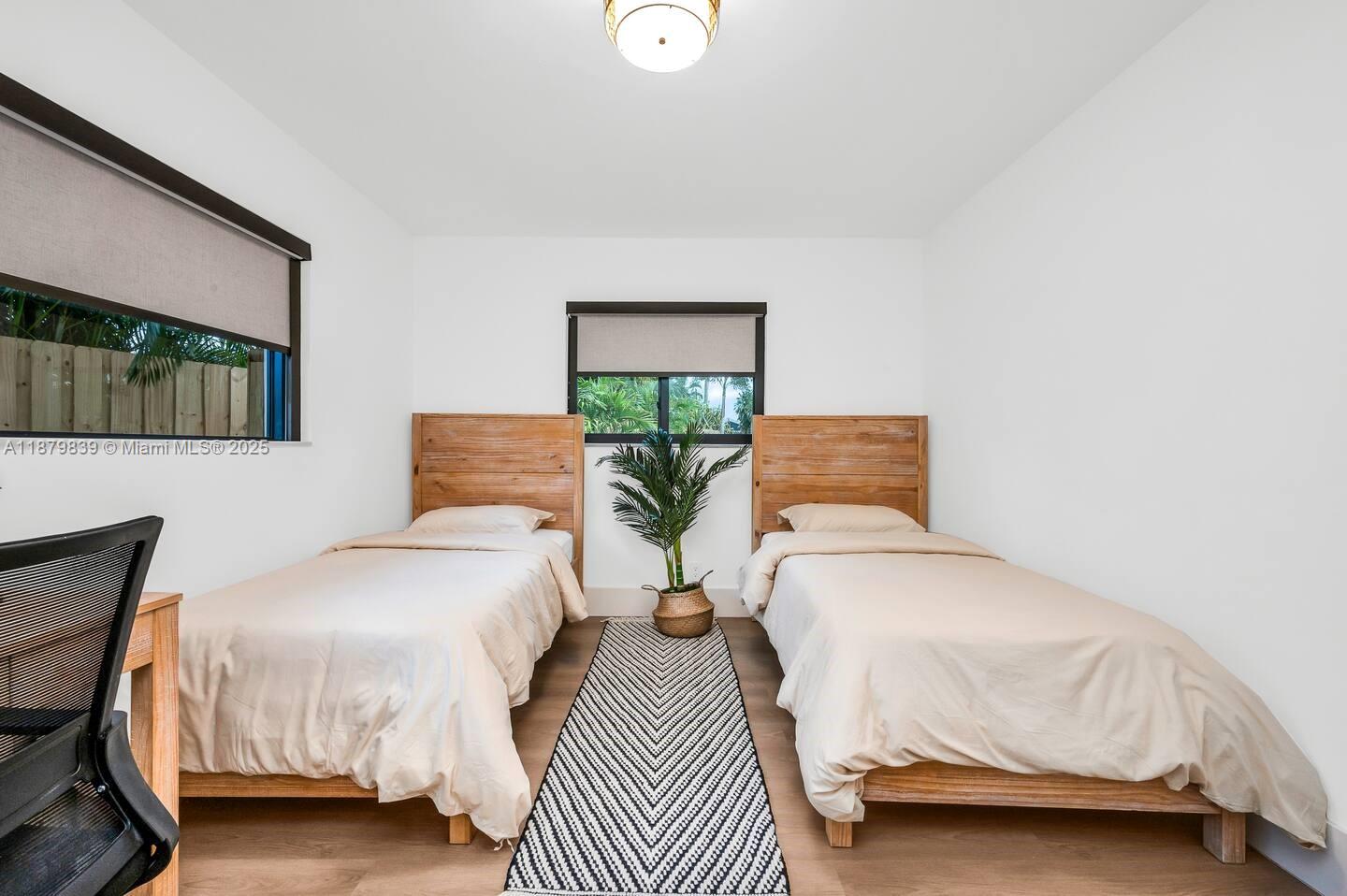 CORAL RIDGE ISLES - Residential Lease