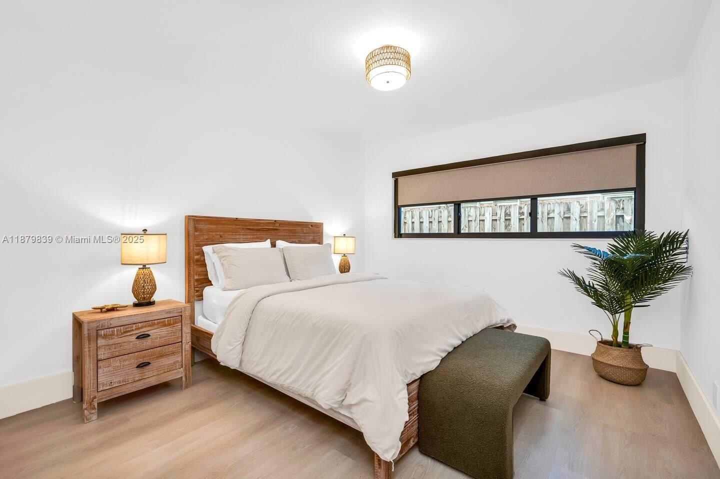 CORAL RIDGE ISLES - Residential Lease