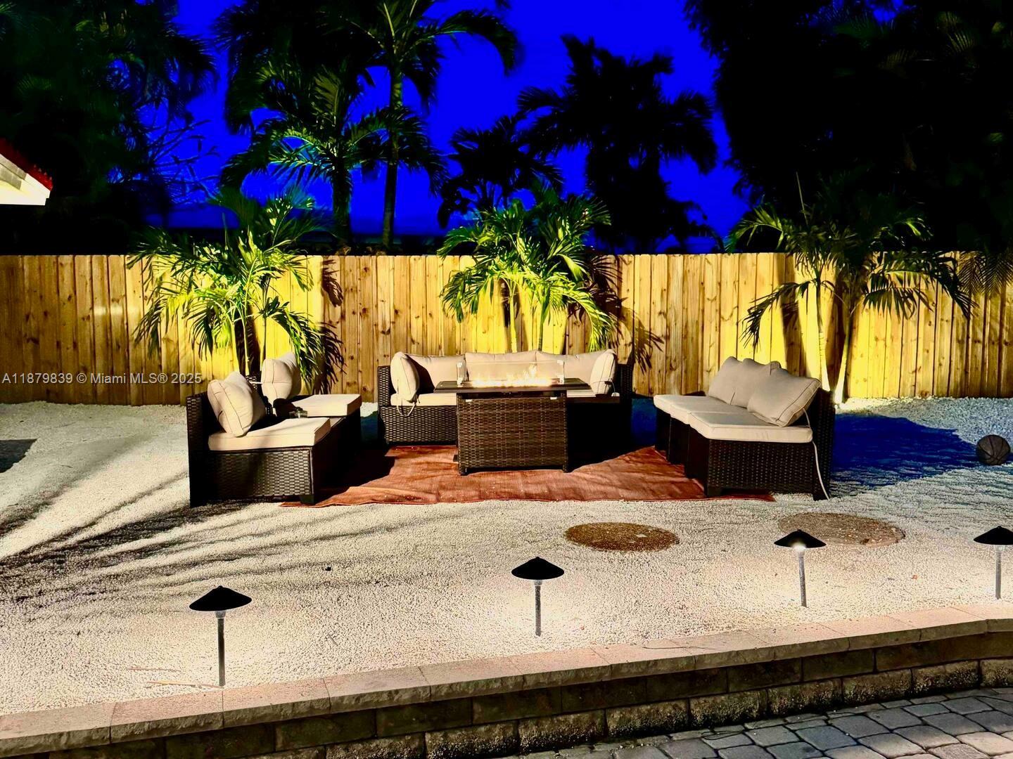 CORAL RIDGE ISLES - Residential Lease