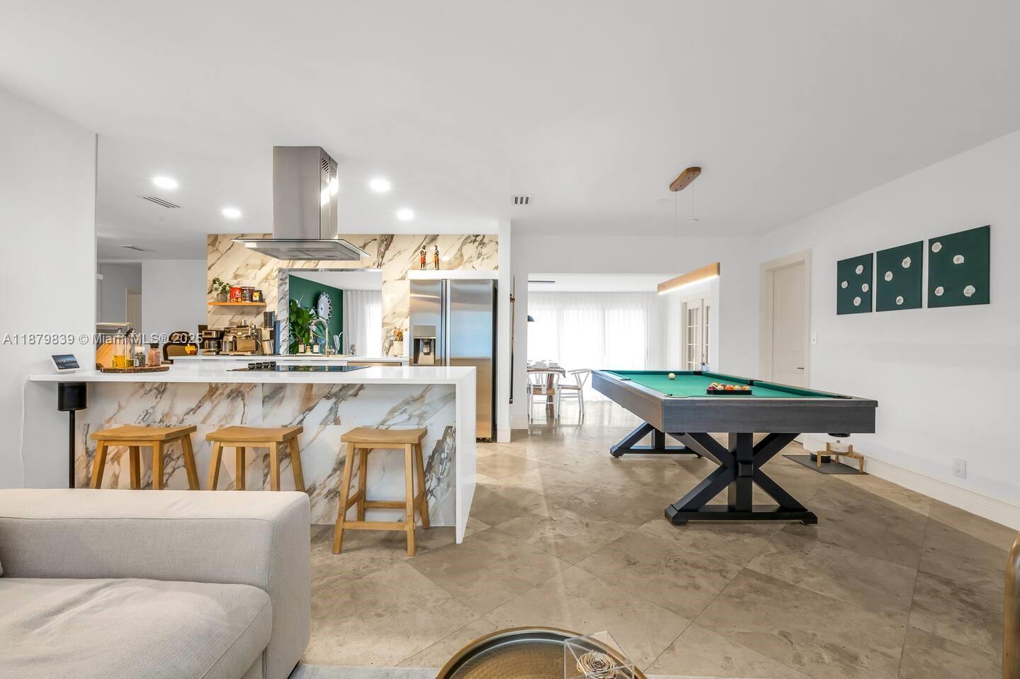 CORAL RIDGE ISLES - Residential Lease