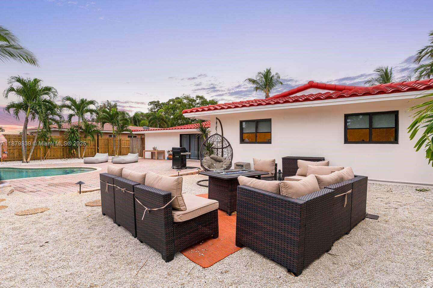 CORAL RIDGE ISLES - Residential Lease