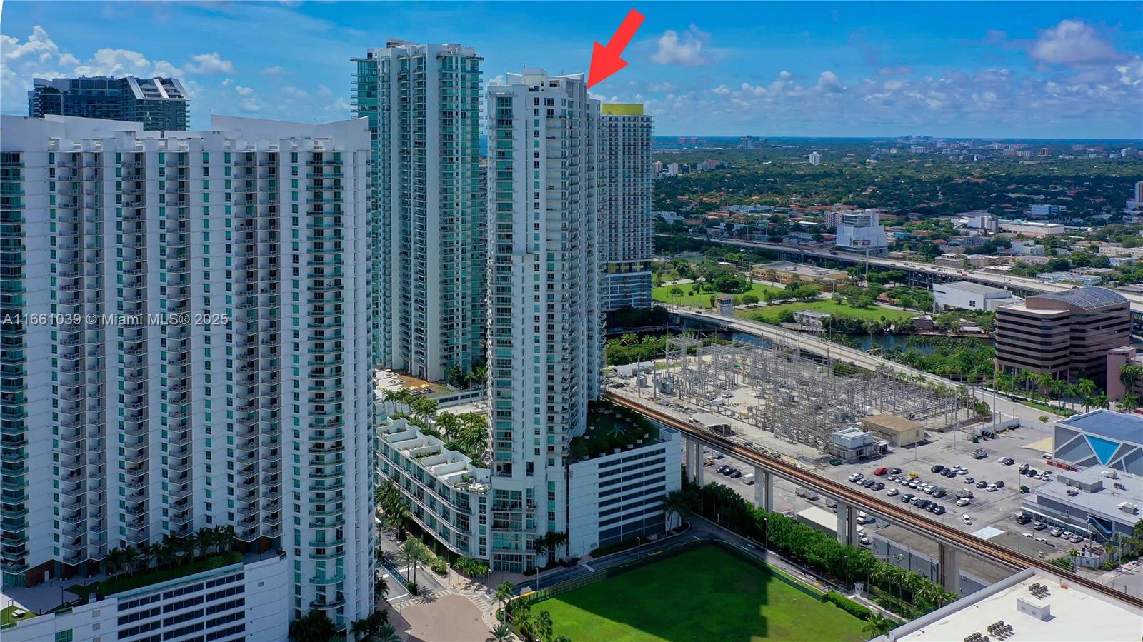 IVY CONDO - Residential