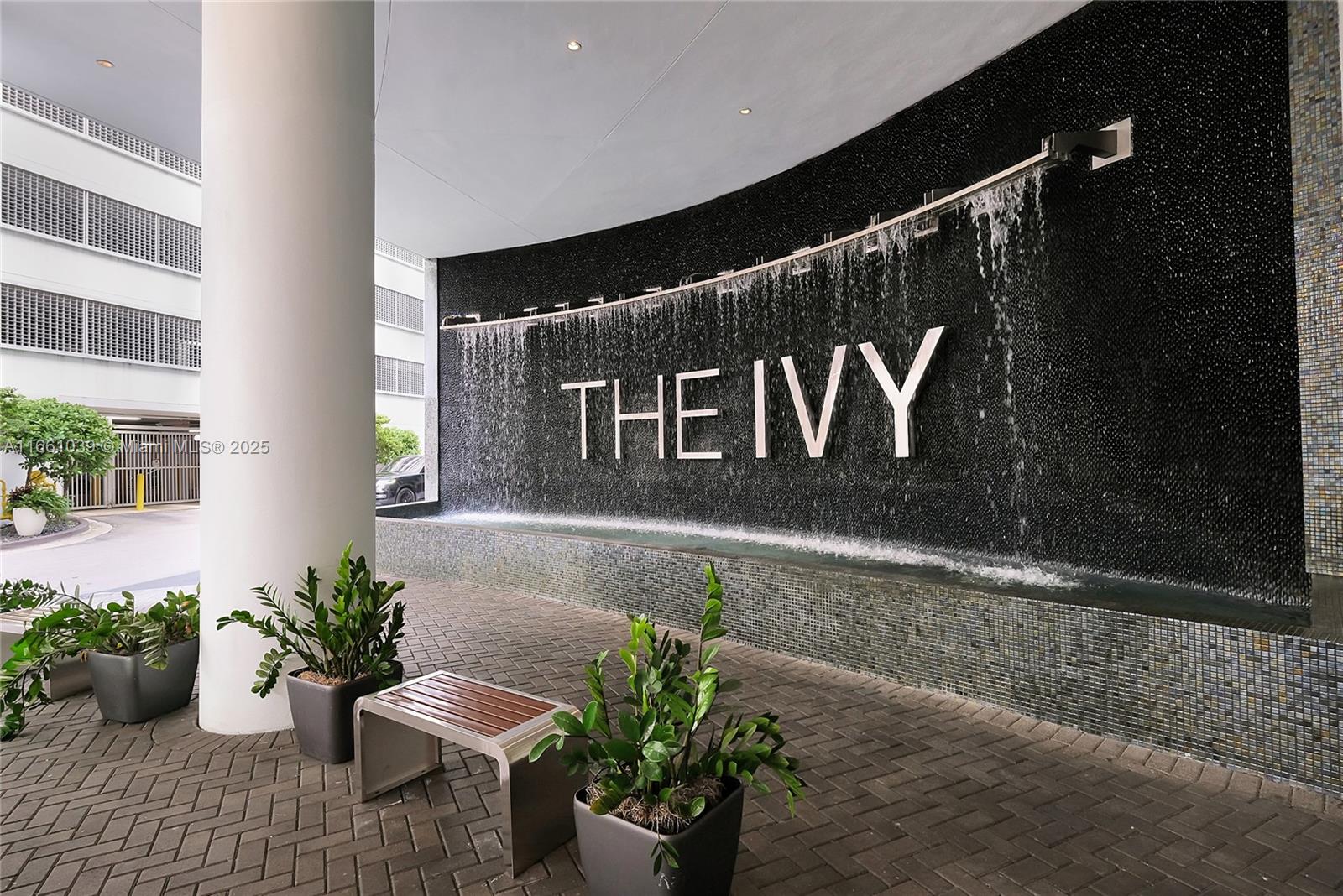 IVY CONDO - Residential
