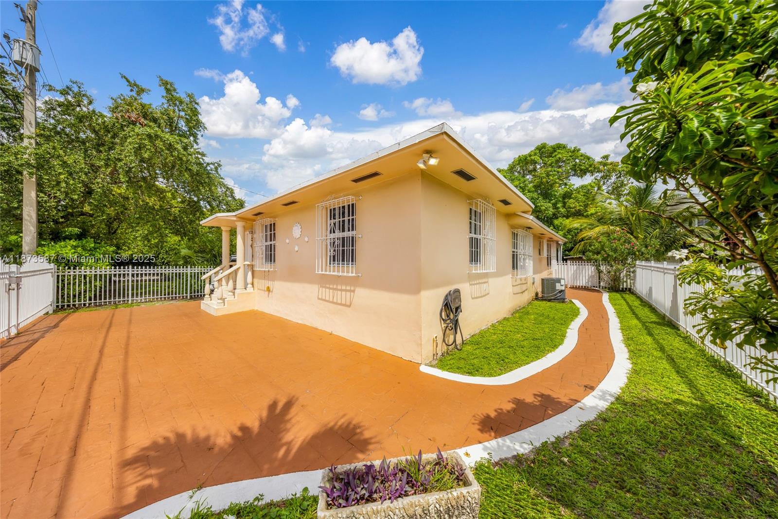 7,200 sqft Lot Covered land play in coveted Wynwood Norte, this prime investment T-4R property with NRD-2 Zoning Overlay presents an exceptional chance to build up to 16 units as of right, without parking requirements. Also works as a luxury townhomes site. Strategically located near Wynwood, Midtown, Design District and flanked by the I-95 and I-195. Property currently consists of a single family 3 beds and 1 bath and can generate approximately $3,000/m. Property is within walking distance of many entertainment, retail, hospitality, art galleries, and restaurants, including several Michelin-awarded restaurants. South of Design District and west of Mid-Town, the area is experiencing rapid growth, with hundreds of new developments coming to Wynwood Norte.