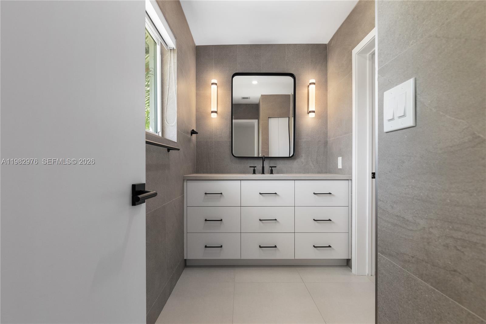 OLD CUTLER ESTATES SEC 2 - Residential