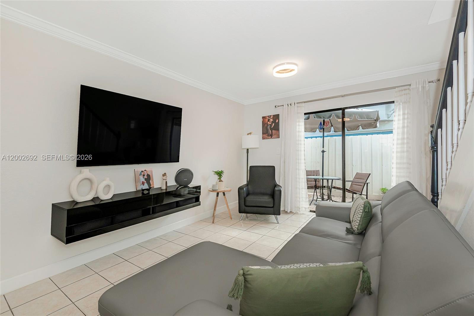 12025 SW 18th St 11-47