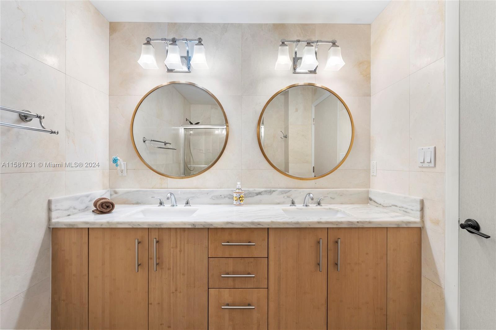 HARBOUR HOUSE - Residential Lease