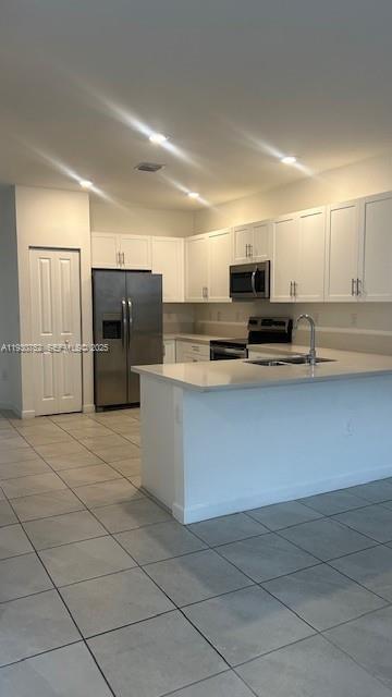 SILVER PALM RESIDENTIAL H - Residential Lease