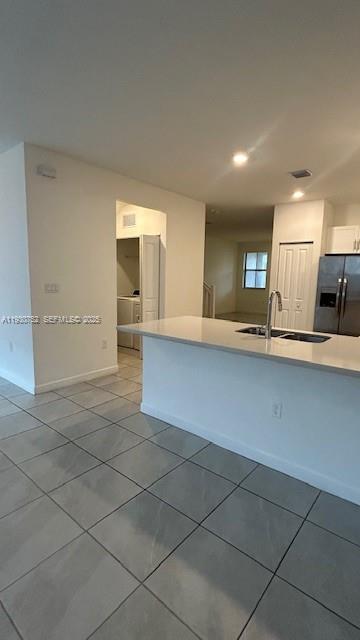 SILVER PALM RESIDENTIAL H - Residential Lease