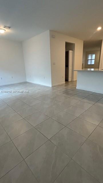 SILVER PALM RESIDENTIAL H - Residential Lease